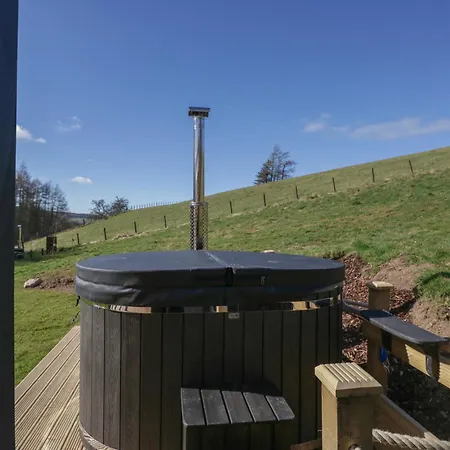 Longlands * Wigton