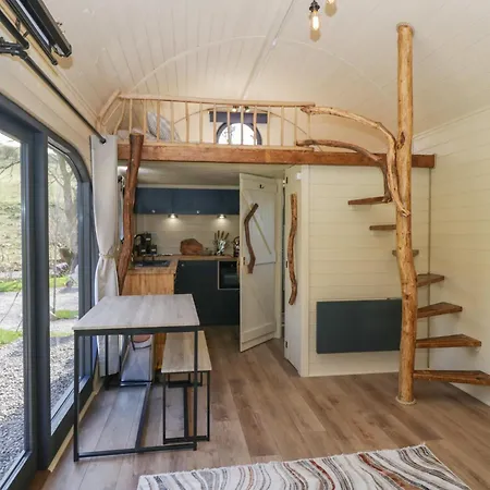 בית נופש Longlands