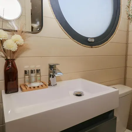 Longlands בית נופש